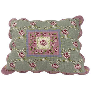 Hooked Wool Floral Pillow Peking Handicraft Cottage Core Farm Roses 13" x 17"